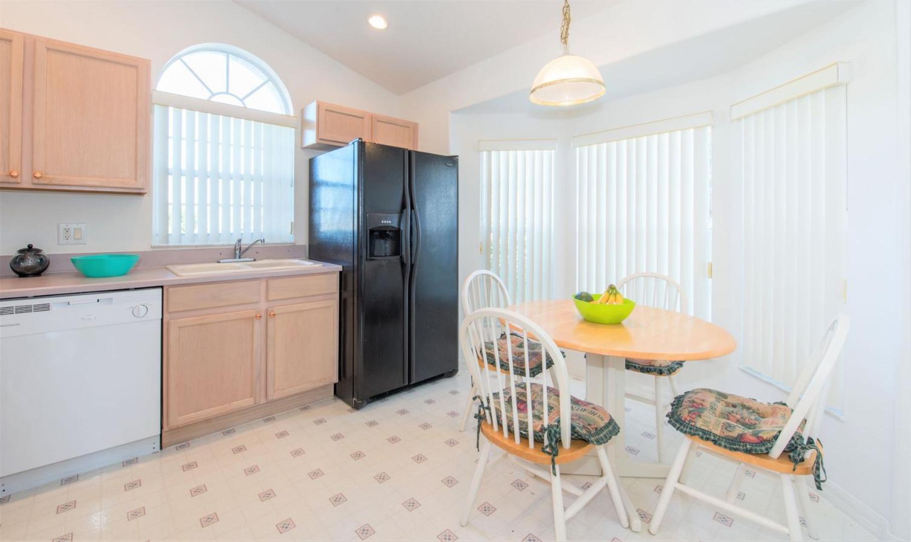 Makin Dreams With White Rose Villas - Private Pool - Game Room - Family Friendly - Nr Disney Kissimmee Pokoj fotografie